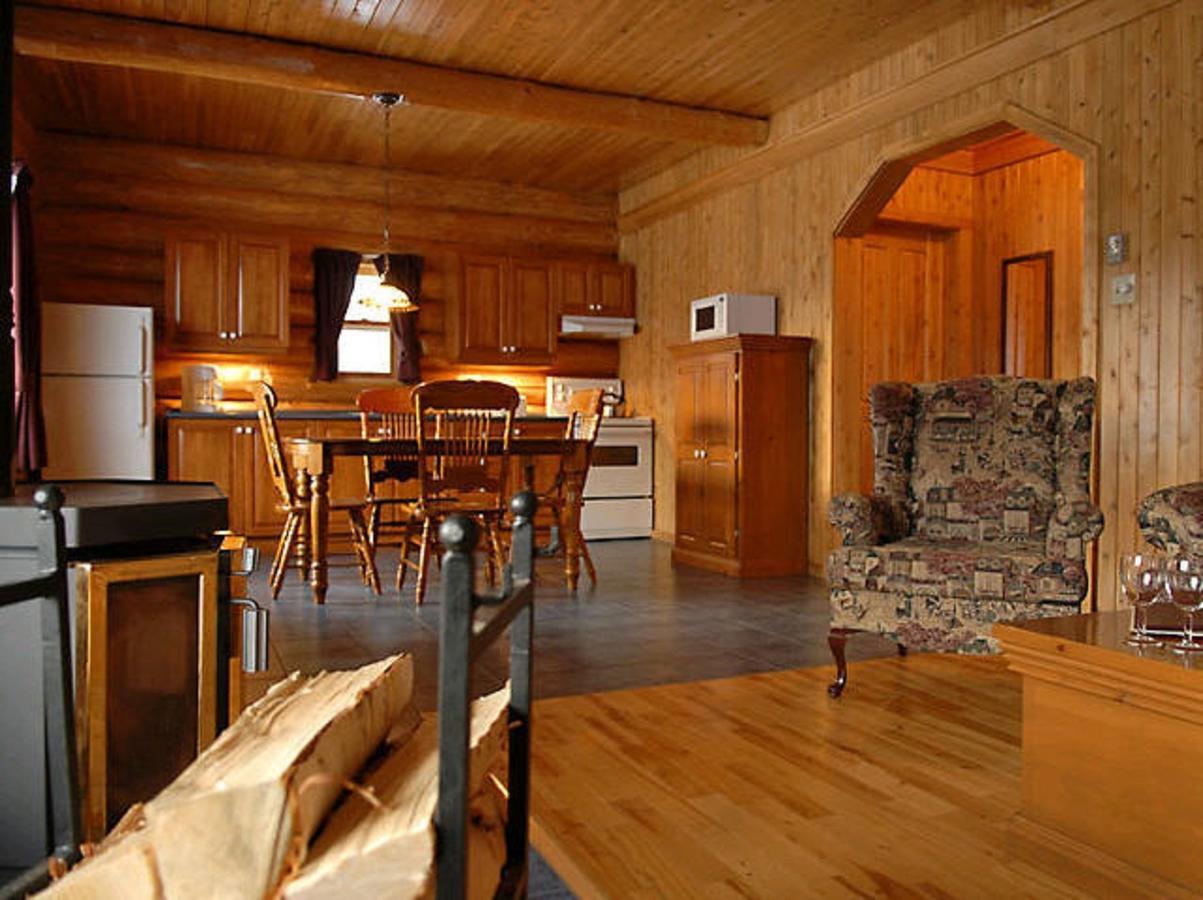 Le Genevrier Villa Байе-Сен-Пол Екстериор снимка